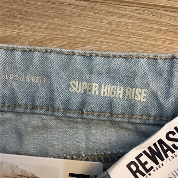 Rewash “The Wedge” High Rise Denim Shorts 9/29 NWT - Picture 7 of 7